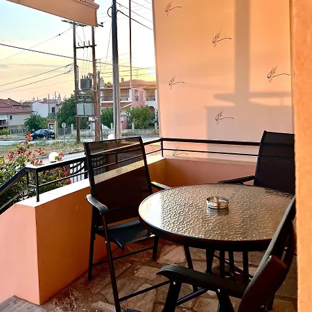 Angel Mountainous House Polýgyros