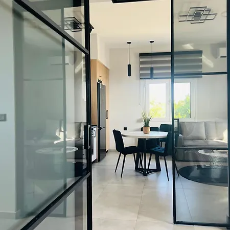 Angel Mountainous House Polýgyros