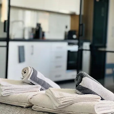 Angel Mountainous House Polýgyros