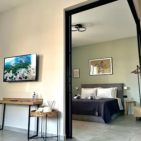 Angel Mountainous House Daire