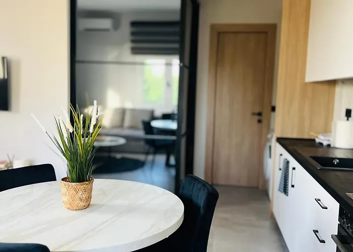 Angel Mountainous House *